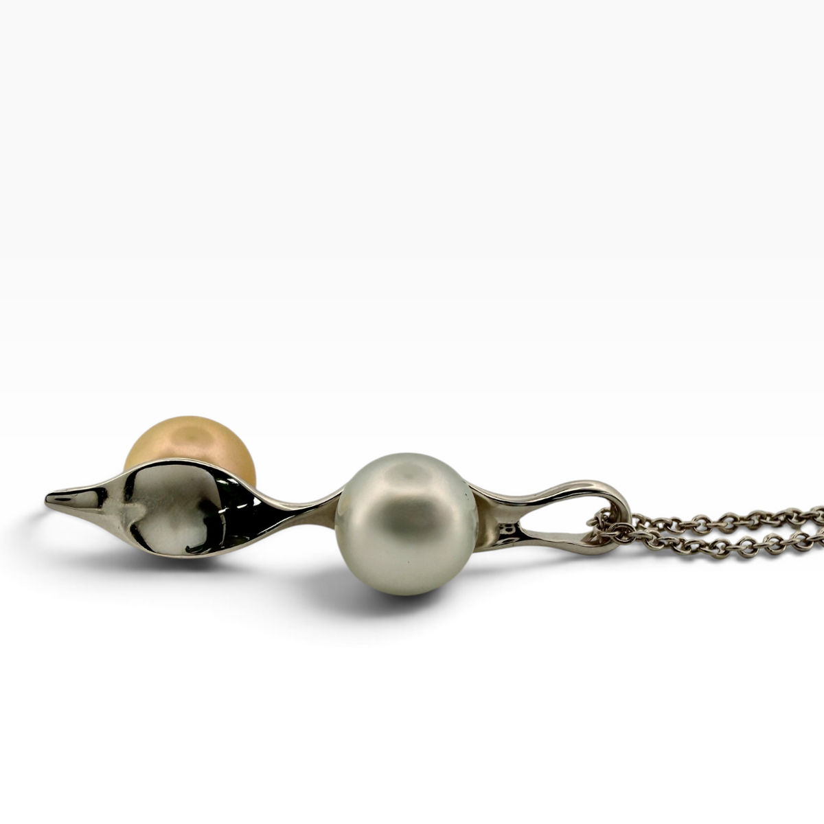 Golden & White South Sea Pearl Pendant