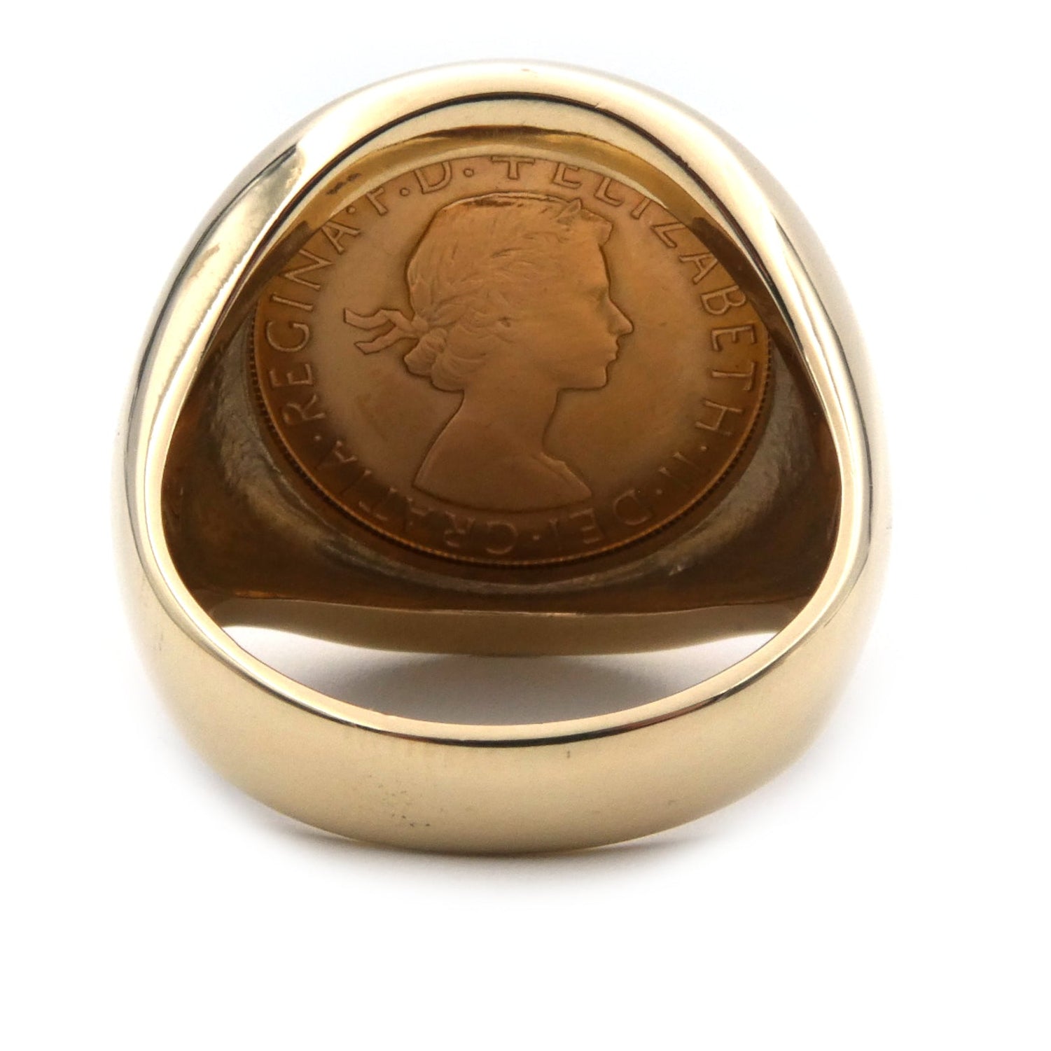 A British Full sovereign coin ring