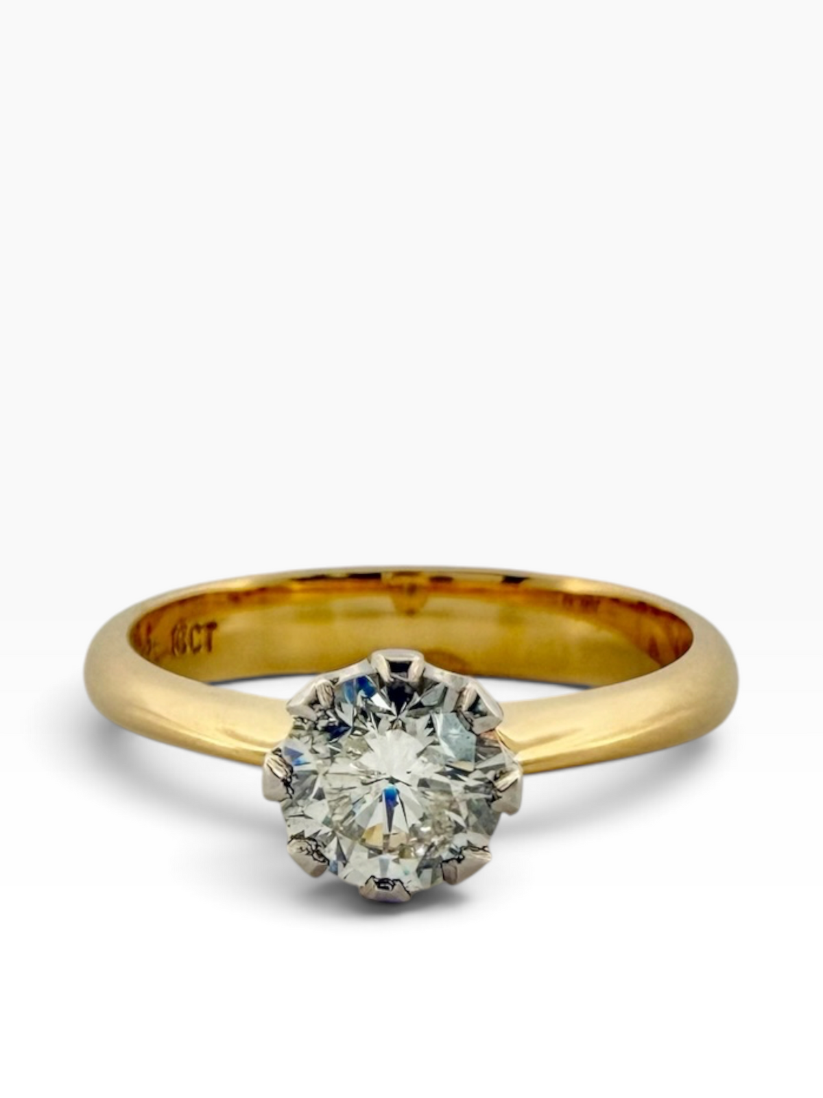 Diamond solitaire ring