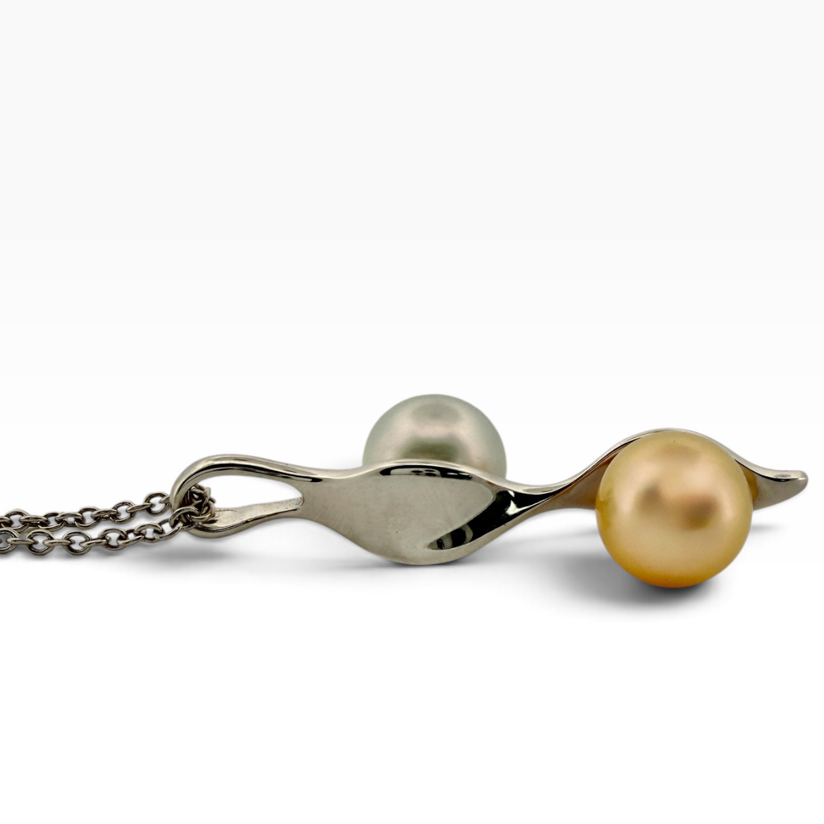Golden &amp; White South Sea Pearl Pendant