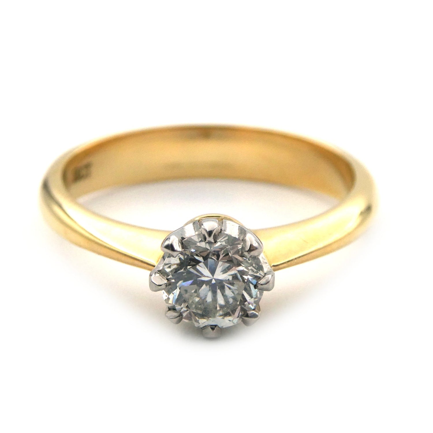 Diamond solitaire ring
