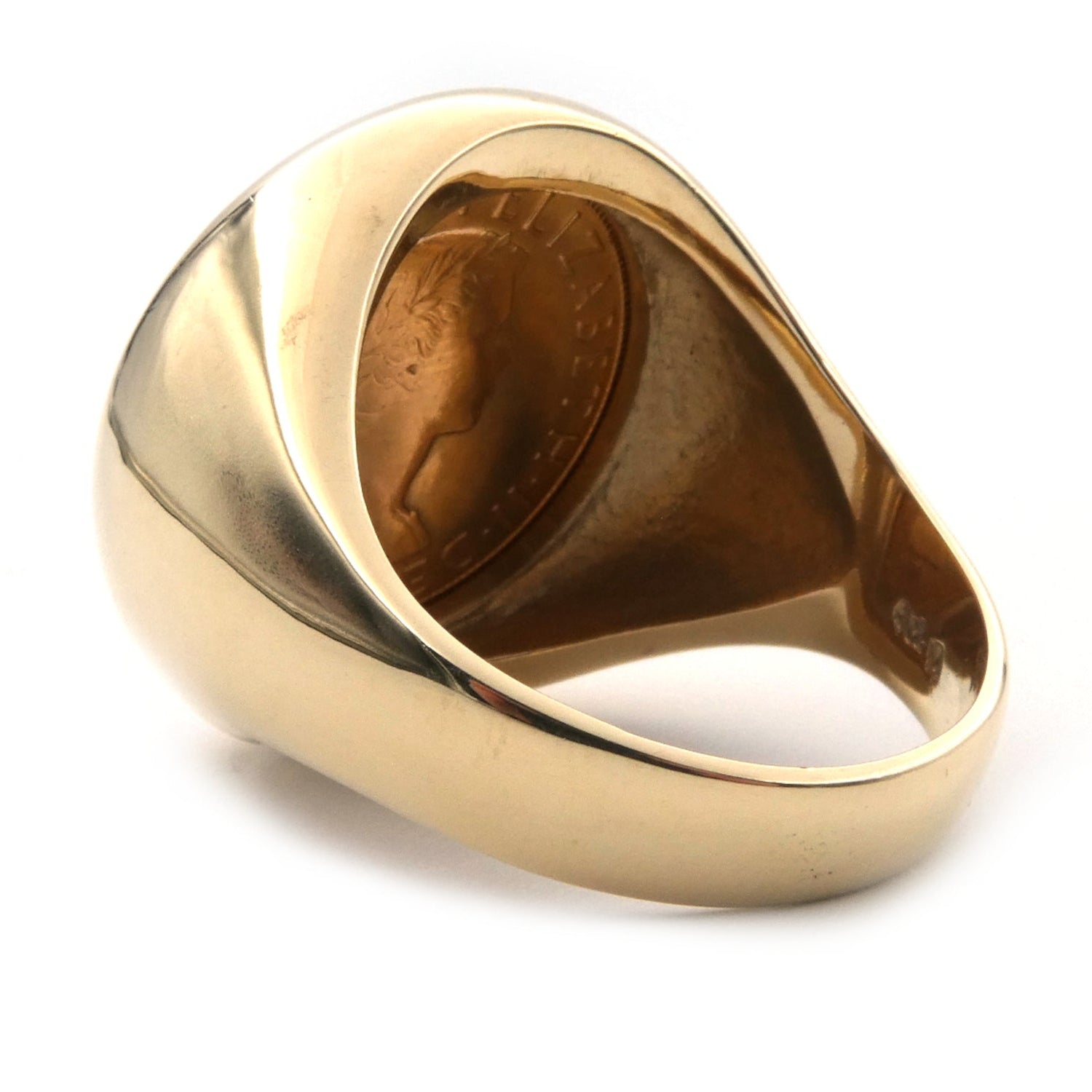 A British Full sovereign coin ring