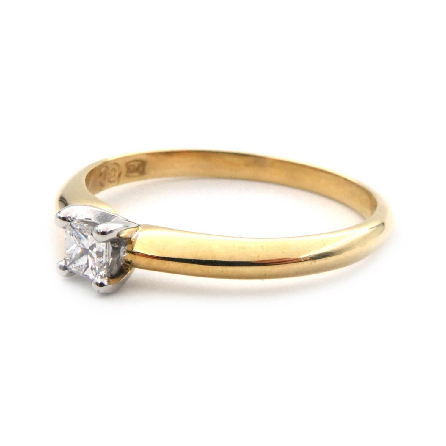 Princess cut solitaire diamond ring