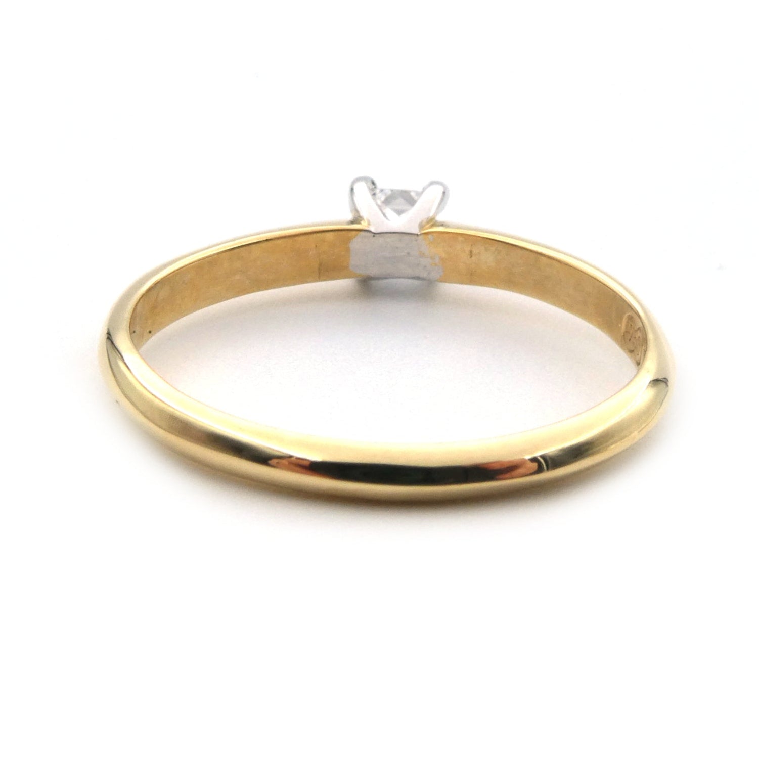 Princess cut solitaire diamond ring