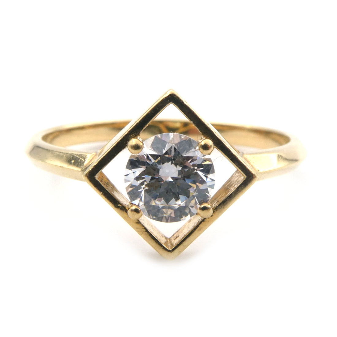 Art Deco insprired diamond solitaire ring